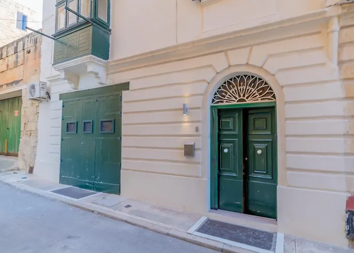 Typical Maltese Town House Just Outside Valletta Case de vacanță Il-Furjana