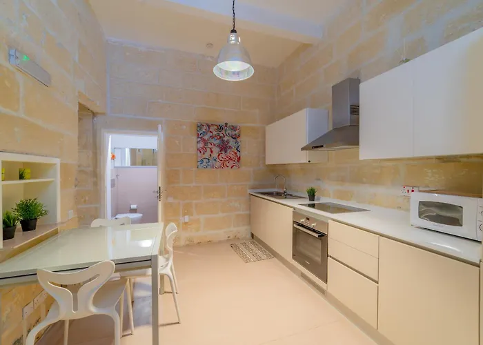 Typical Maltese Town House Just Outside Valletta * Il-Furjana